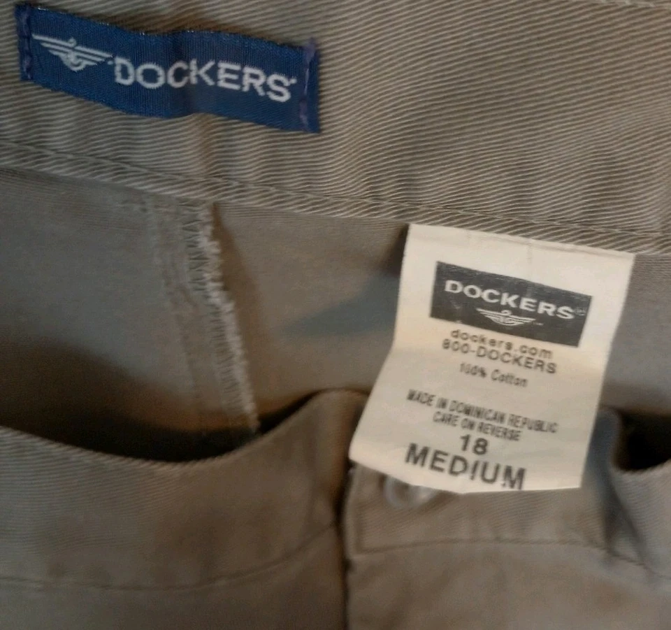 WMS 18M Dockers Kakis Pants Button & Zip Front Pockets & Belt Loops - Image 3 of 4