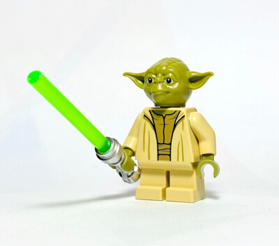 NEW LEGO Yoda minifigure Star Wars 75360 Yoda's Jedi Starfighter