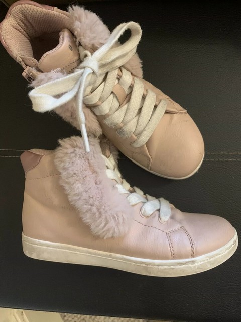 girl high top trainers