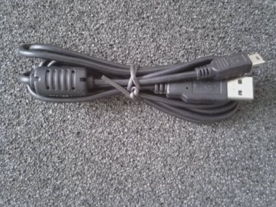 USB-Adapter-Kabel - Mini-B-Stecker zu USB-A-Buchse - mit Ferritkern-1,5 m - NEU