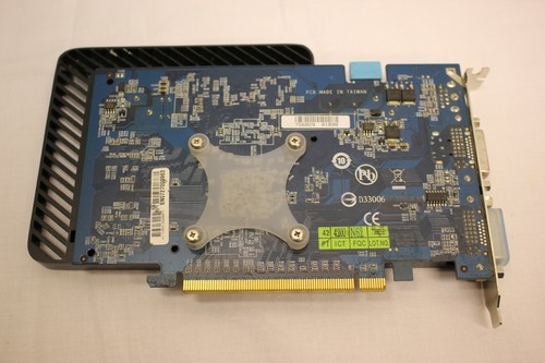 GIGABYTE GV-NX86T256H 8600 GT GRAPHICS CARD 256MB GDDR3 SILENT PIPE II - 第 3/7 張圖片
