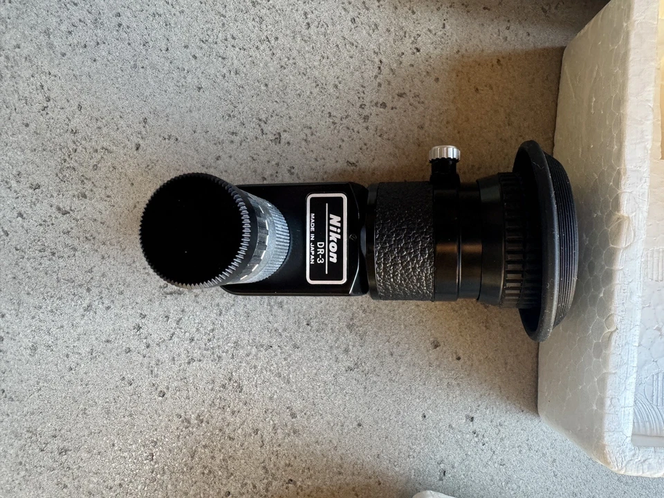 Nikon DR-3 Right Angle Viewfinder Attachment for Nikon Film SLR New In Box - Image 3 of 4