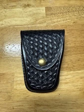 Single Handcuff Pouch - Case- Black Basketweave- Brass Snap - Belt Loop