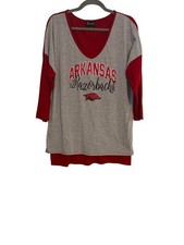 Gameday Couture Tee Top Women’s XXL Gray Red V-Neck Arkansas Razorbacks Casual