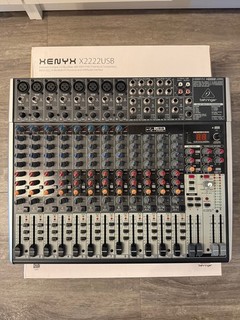 Behringer xenyx X2222USB gebraucht