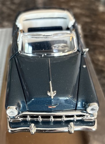 Chevrolet Bel Air 1954 Model Car Blue - Diecast - Scale 1:32 #CBEL54 w/box & COA - Picture 3 of 8