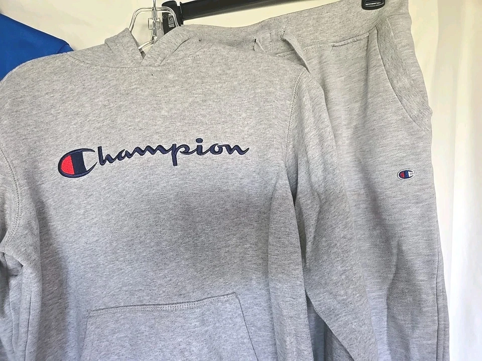 LOT OF 3 BOY'S GRAY CHAMPION HOODIE SHIRT PANTS UNDER ARMOUR COLDGEAR JACKET XL - Image 4 of 4