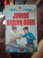 Betty Crocker’s Junior Baking Book 1953 Paper Brochure - Free Shipping
