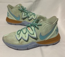 Preços baixos em Nike Kyrie 5 x SpongeBob SquarePants 2019