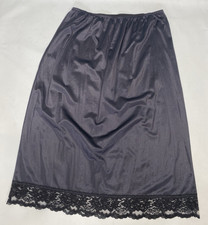 Vintage Half Slip SIZE 18W / 20W black nylon long length 31" classic lace modest
