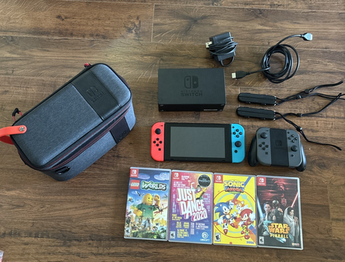 Nintendo Switch 1st Gen Console (2017) Bundle + Games + 4 Joy Con ...