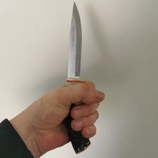 9. Edelstahlmesser. Feststehende Klinge. Handgefertigtes Messer.