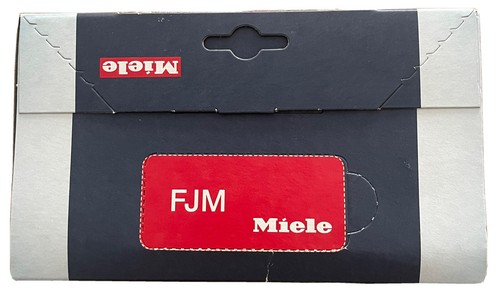 MIELE FJM AIRCLEAN 3D EFFICIENCY VACUUM CLEANER BAGS 4 HEPA BAGS 2 FILTERS OEM - Picture 5 of 7