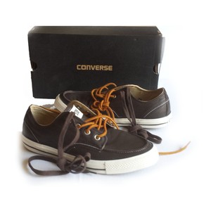 converse couro marrom