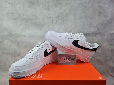 Refurbished Nike Air Force 1'07 White/Black Gr.38,5/42,5/44