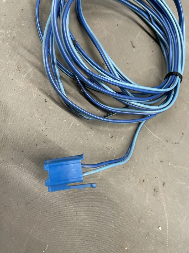 Arnés de cableado de radio altavoz trasero Chevy Camaro Firebird 1970-1981 OEM Foto 2 de 4