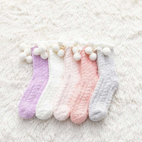 1 par de calcetines esponjosos de invierno para damas corazón cama cálida salón piso suave decoración - Imagen 3 de 17
