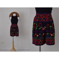 Vintage 90s Dark Floral Polyester Shorts size Small