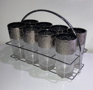 8-Vintage-Dorothy-Thorpe-Style-Textured-Silver-amp-White-Tumblers-With-Caddy