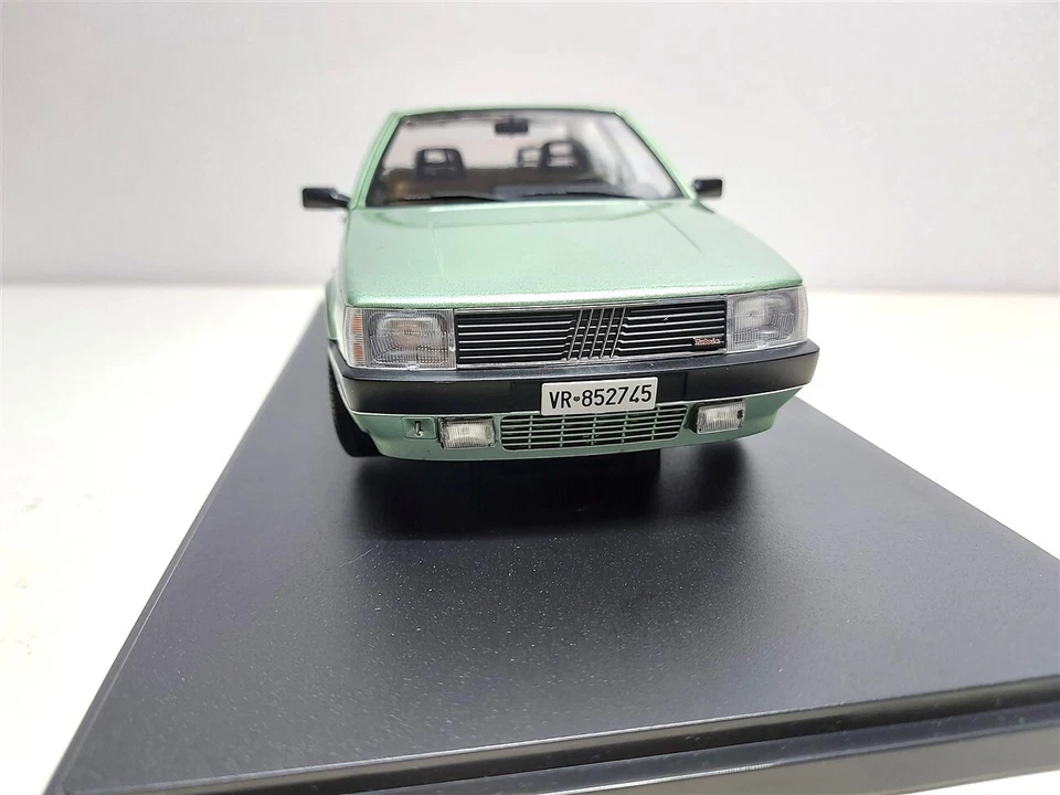 Fiat Croma 2.0 Turbo i.e. Verde del 1988 - 1/18 Mitica - Immagine 2 di 4