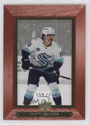 2023 Upper Deck Extended Series 2003-04 Beehive Red 154/250 Matty Beniers 0gl1