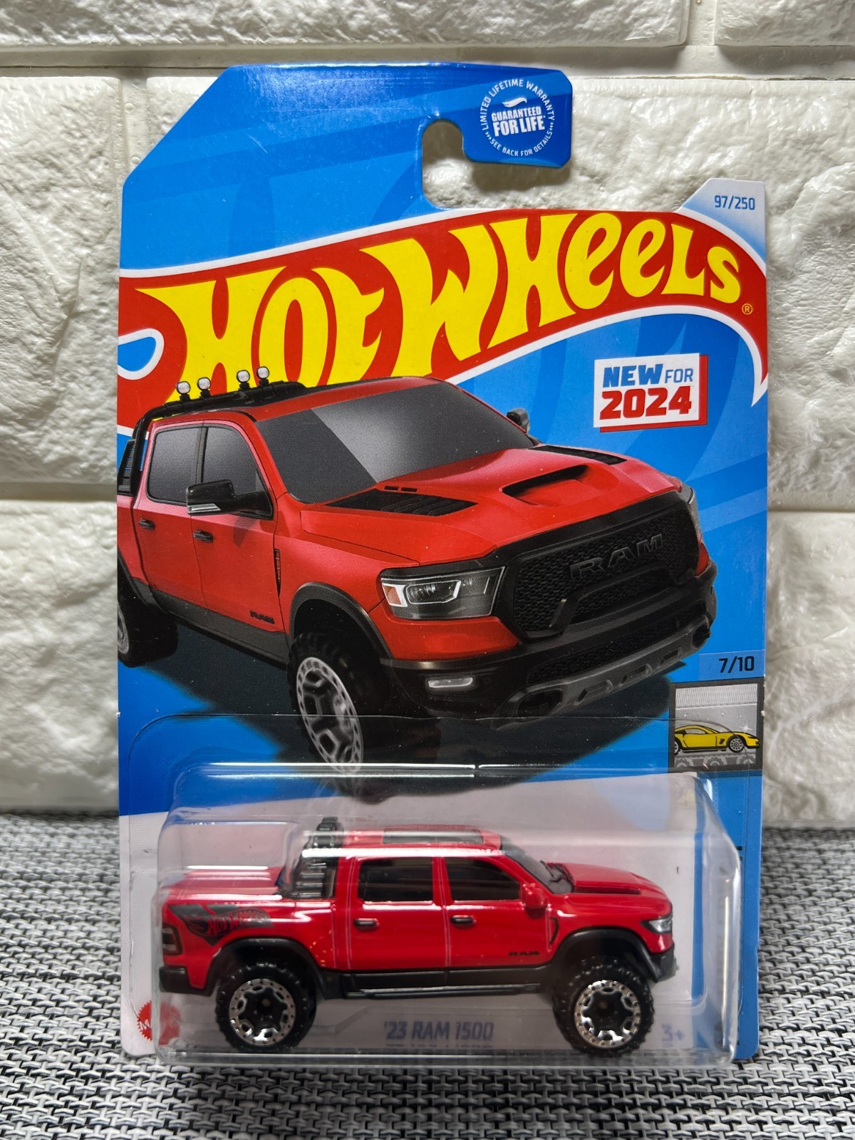 Hot Wheels Factory Fresh 7/10 '23 Ram 1500 97/250 New For 2024 Red