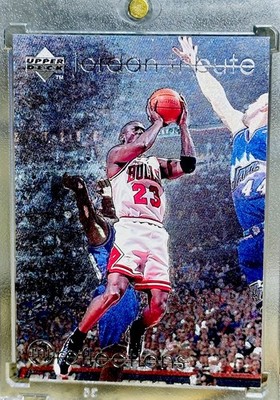 Michael Jordan Card 90's INSERT RAINBOW HOLO FOIL RARE SSP
