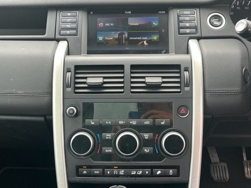 2015 Land Rover Discovery Sport 2.2 SD4 SE Tech SUV 5dr Diesel Manual 4WD Euro 5 - Picture 16 of 24