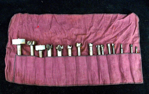 VINTAGE SET OF 13 HSS FORSTNER BITS FROM 1/4" to 1- 1/2" IN VERY GOOD CONDITION