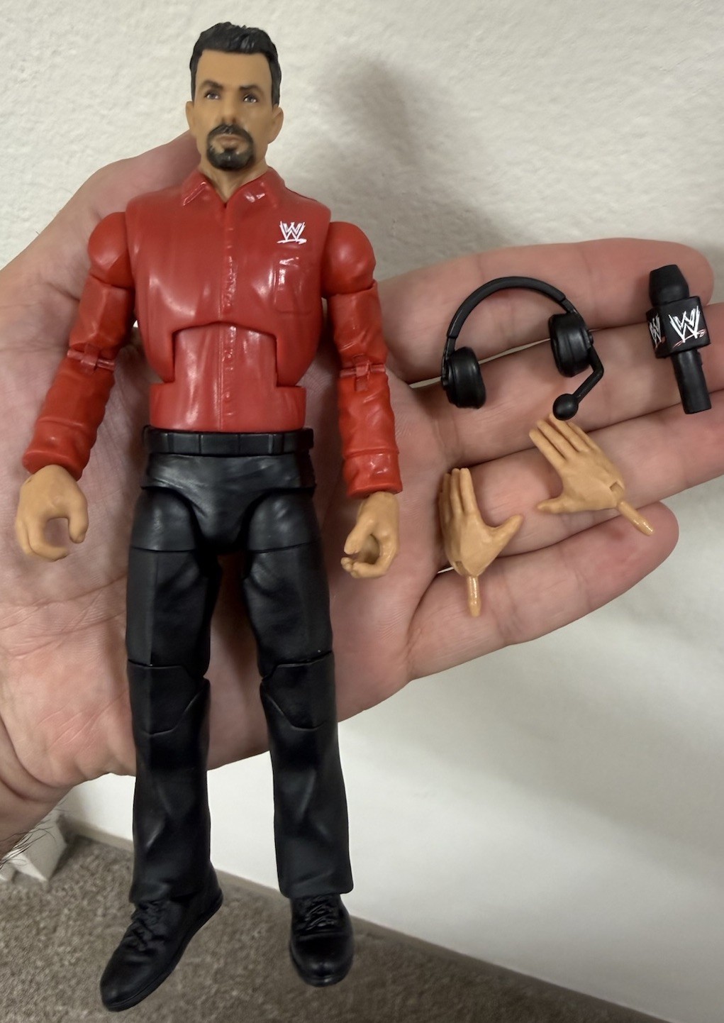 Mattel WWE MICHAEL COLE BAF - COMPLETE! Elite 6” Wrestling Figure