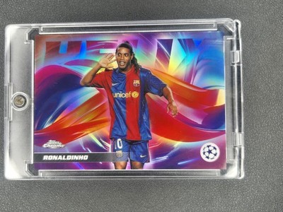 Topps Chrome UCC 2025-26 Ronaldinho Helix SSP FC Barcelona