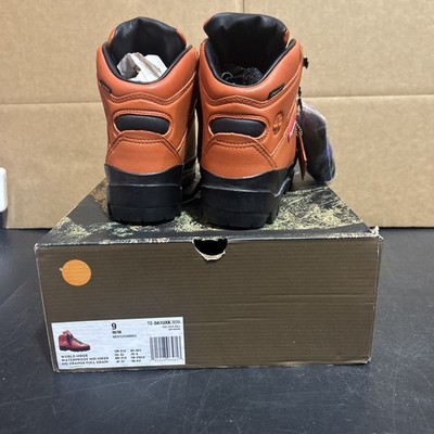 Supreme x Timberland World Hiker Front Country Boot TB0A1UXK-809