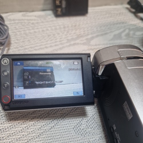 Sony Handycam DCR-SR45E Camcorder 30GB HDD 40x NightShot Video Camera + Charger - Picture 7 of 7