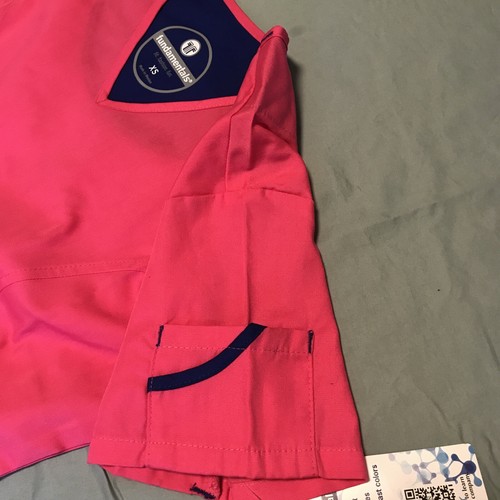 NWT White Swan Fundamentals Scrub Top Short Sleeve Extra Small Pink 2 Tops - Picture 11 of 14