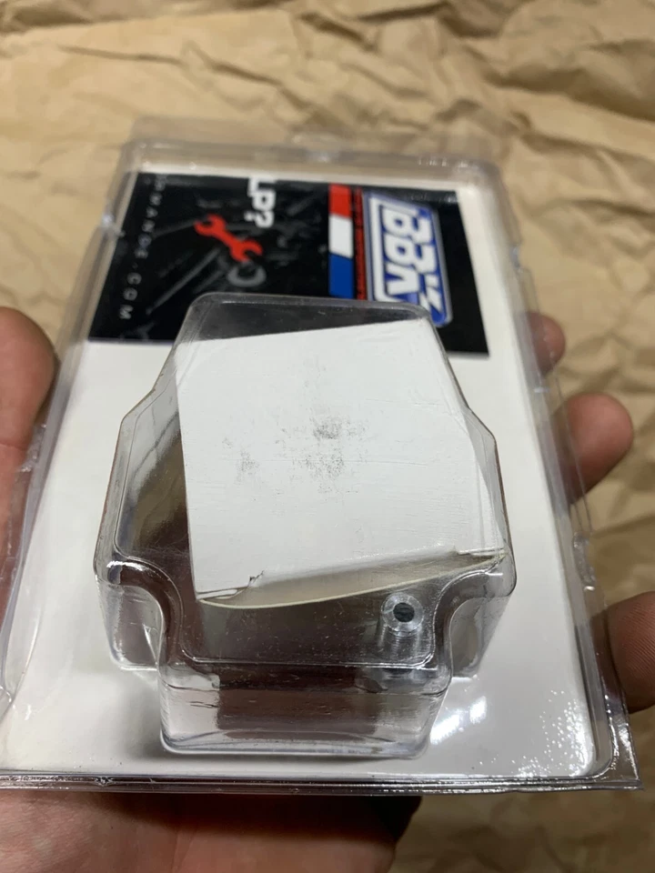 BBK 1617 燃油压力表和适配器适用于 1986 - 1993 年福特野马 V8/94-98 GT — 第 3/4 张图片