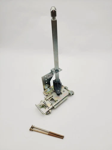 Cutler Hammer 560U Circuit Breaker Assembly Operating Mechanism Handle 10" Shaft