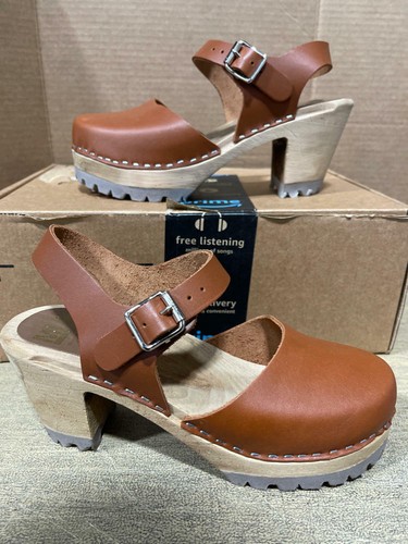 mia wooden clogs