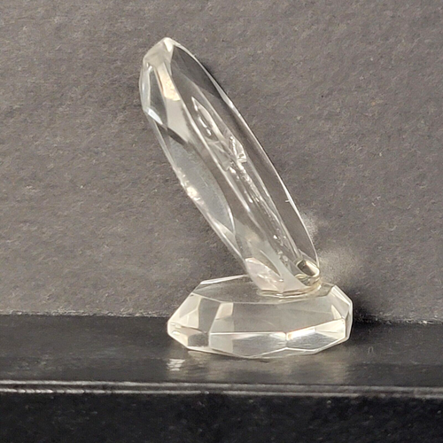 Miniature Crystal Multi Faceted Engraved Cross Icon Figurine On Pedestal - Picture 5 of 8