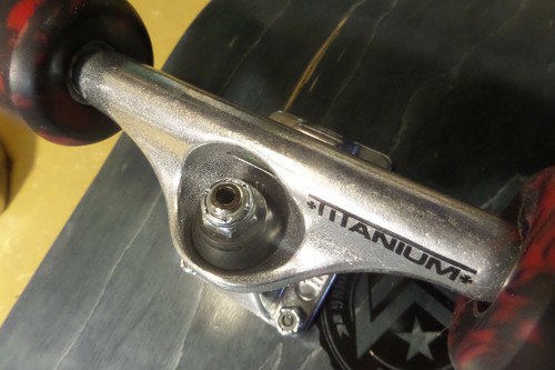 New Mini Logo Militant Complete Independent Titanium Trucks, Spitfire 52mm - Picture 3 of 12