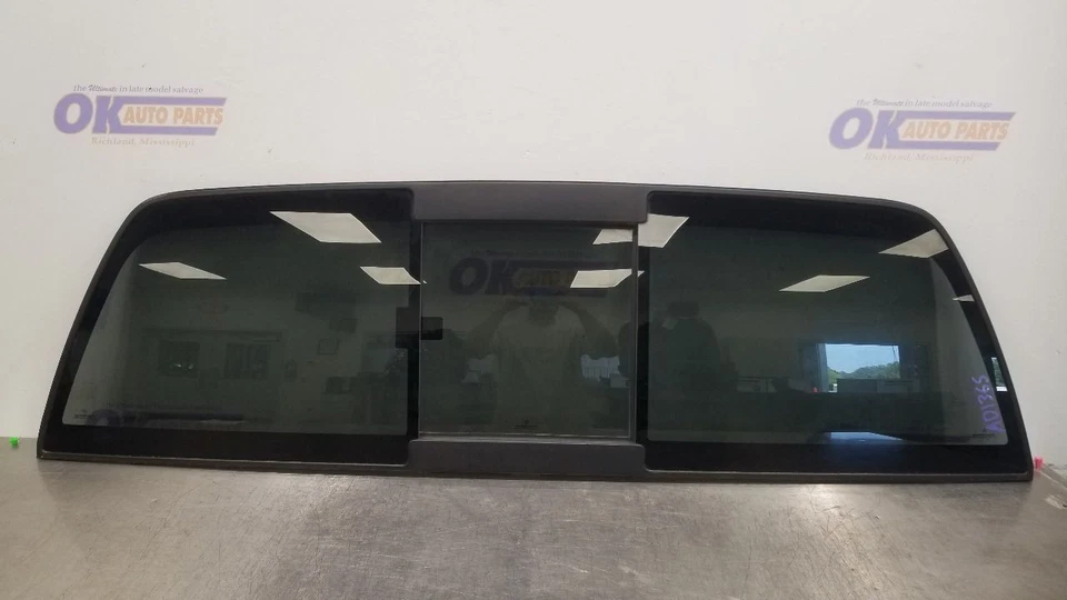 05 DODGE RAM 2500 SLIDING REAR BACK GLASS WINDOW Foto 2 de 4