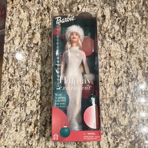 Vintage 1998 Holiday Excitement Barbie Special Edition Blonde Doll 12in
