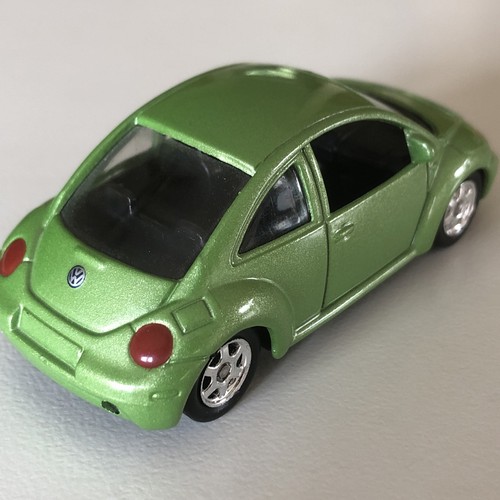 Welly Volkswagen New Beetle #2061 Cyber Green NOS collection - Picture 4 of 8