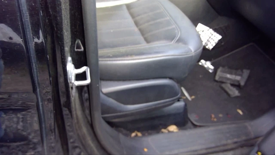 Passenger Front Seat 166 Type Suv VIN D Fits 16-19 MERCEDES GLE-CLASS 735772 - Imagem 3 de 4