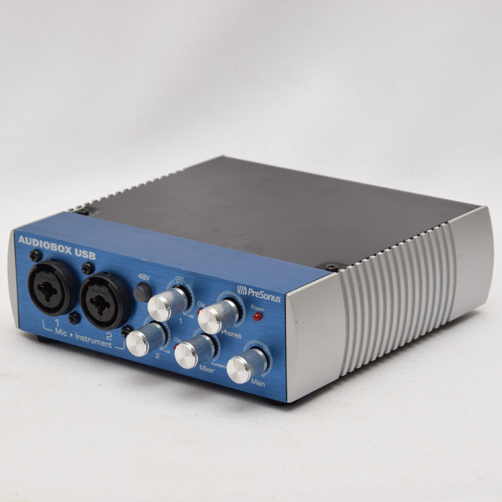 Presonus Audiobox USB 24-Bit 44.1/48KHz USB 2x2 Recording System Interface (U)