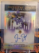 Justin Jefferson 2025-26 Topps Signature Class Refractor Auto BOLD ON CARD!