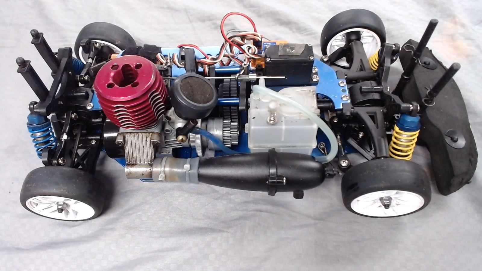 1/10th. For Parts Or Repair