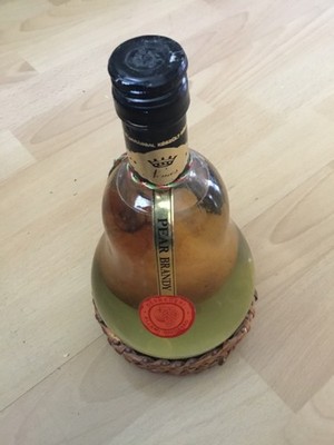 Birnen Brandy ca.45Jahre Alt.