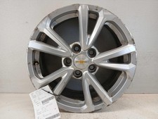 16 17 Chevy Equinox 17 Inch Alloy Wheel Rim B Cond 16 17 Chevy Equinox 17 Inch Alloy Wheel Rim B Cond