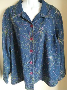 bordado em jaqueta jeans