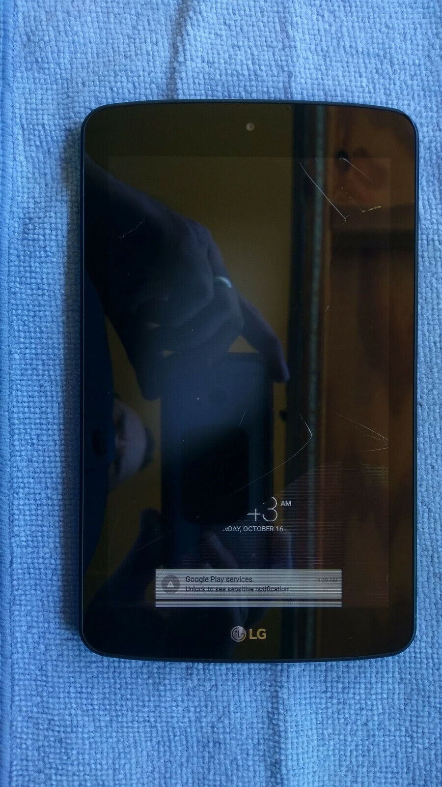 LG G Pad F 7.0 LK430, broken screen  T10